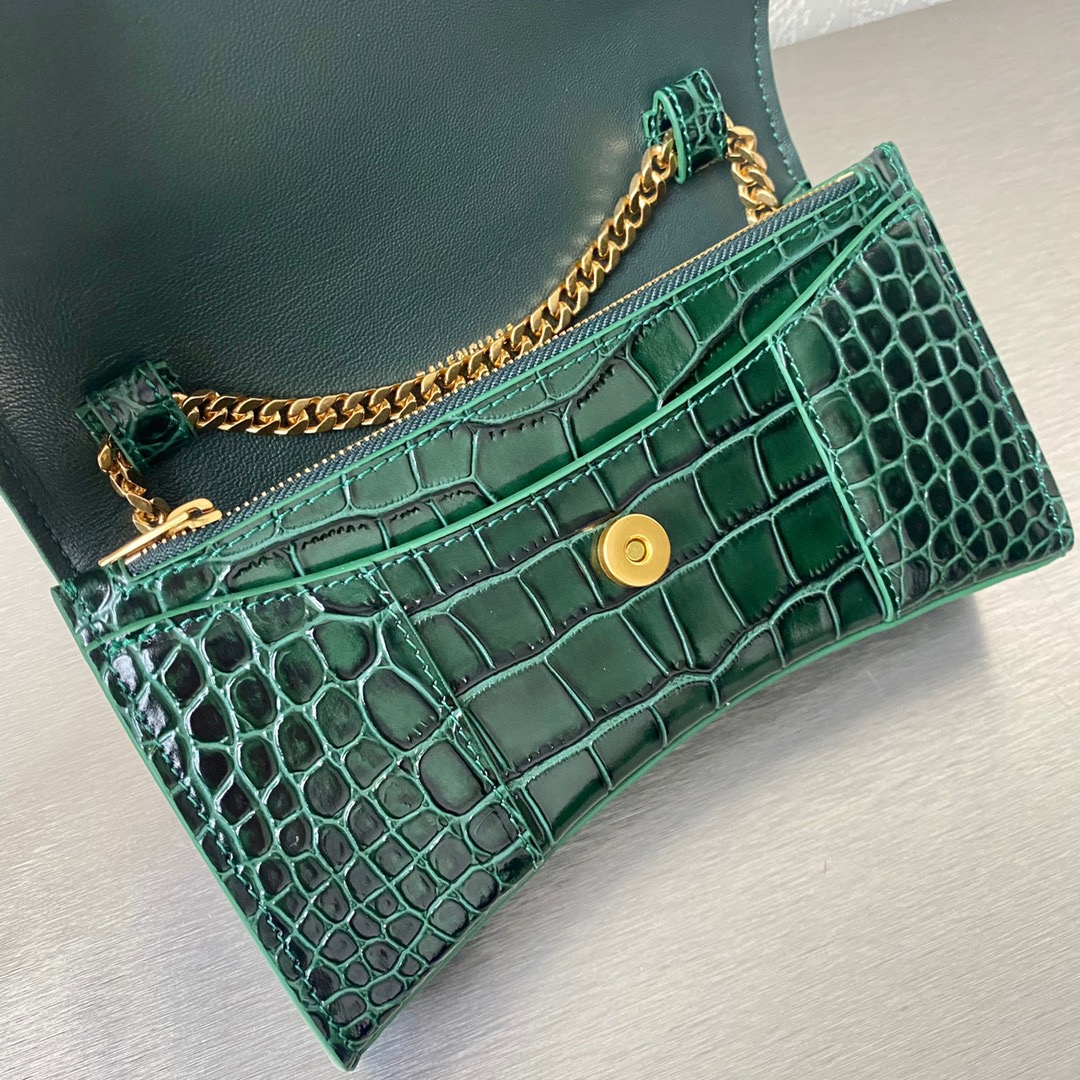Ba1en*iaga hourglass wallet on chain crocodile leather green 6560501 19 x 12 x 5 cm