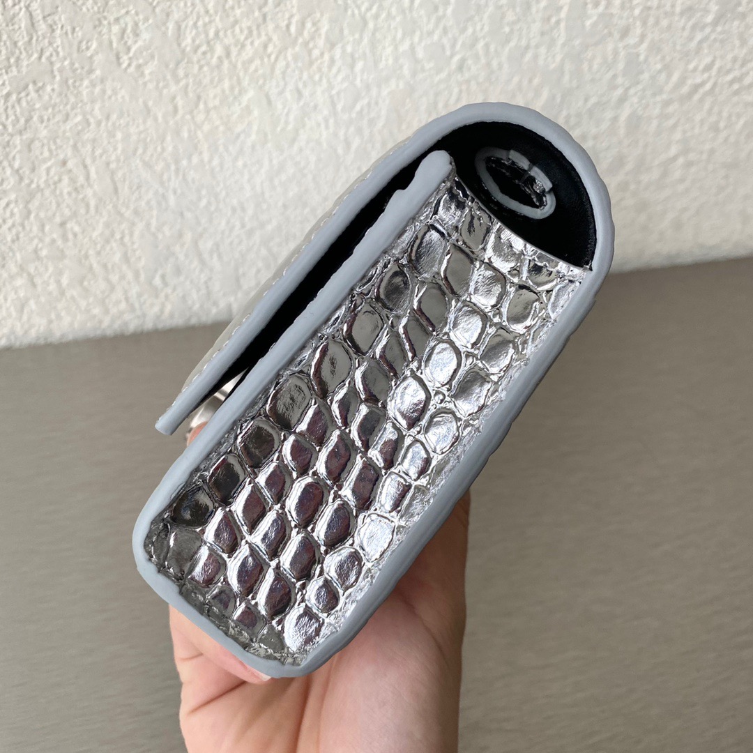 Ba1en*iaga hourglass wallet on chain crocodile leather silver 6560501 19 x 12 x 5 cm