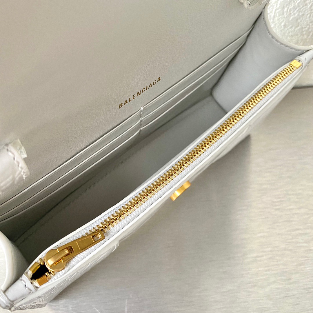 Ba1en*iaga hourglass wallet on chain crocodile leather white 6560501 19 x 12 x 5 cm