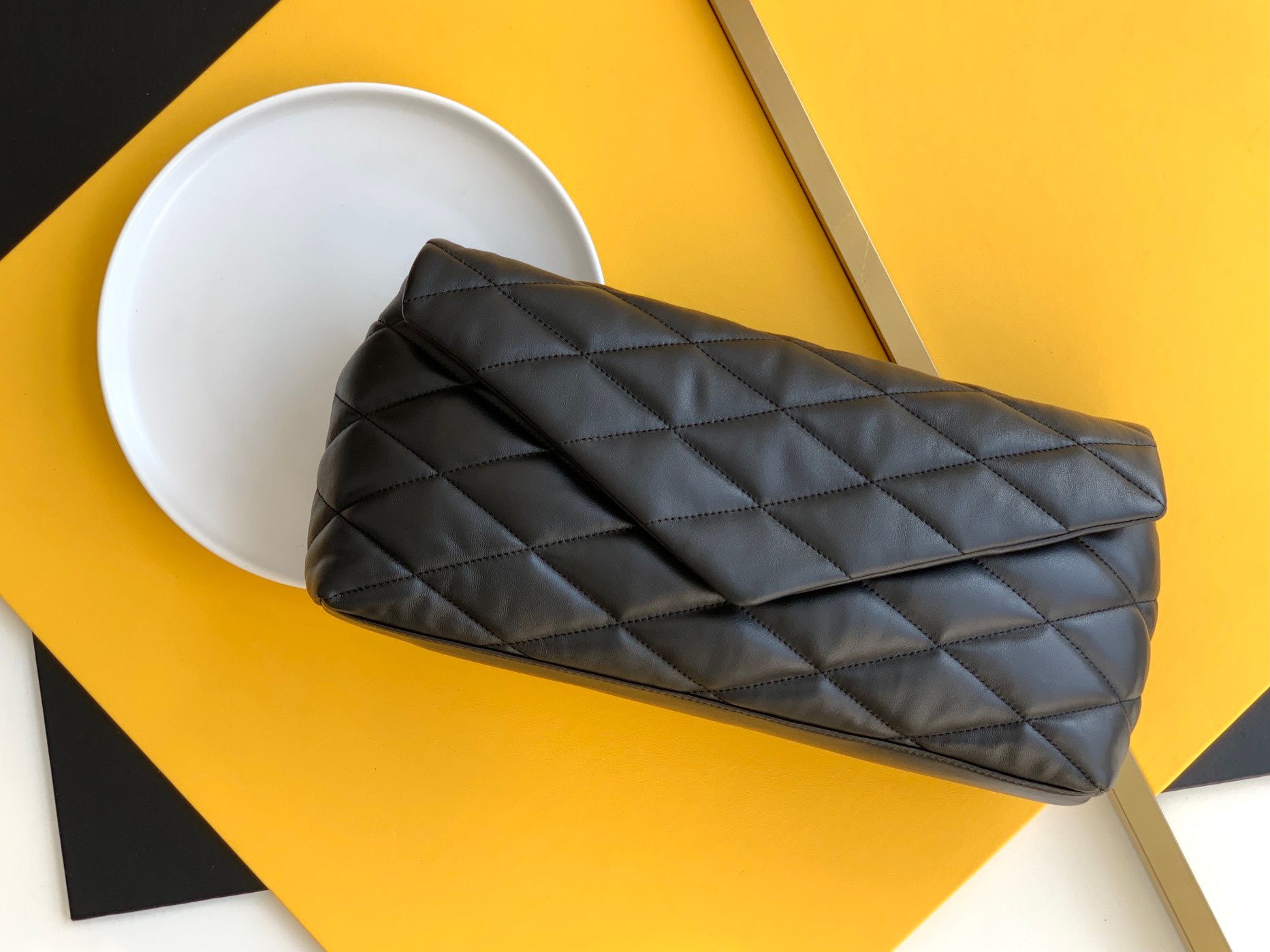 Y51 sade puffer envelope clutch leather black 6550041 38 x 19 x 11 cm