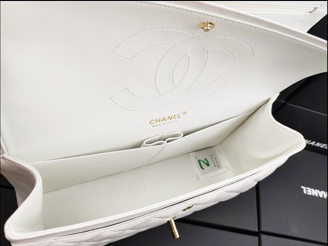 Ch**el flap bag lambskin leather gold chain white a1113 30cm