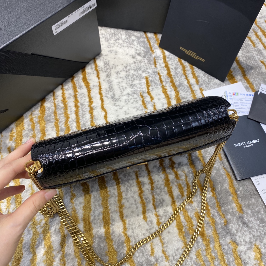 Y51 cassandra medium chain bag crocodile leather gold-tone metal black 532750 22 x 16.5 x 5.5 cm