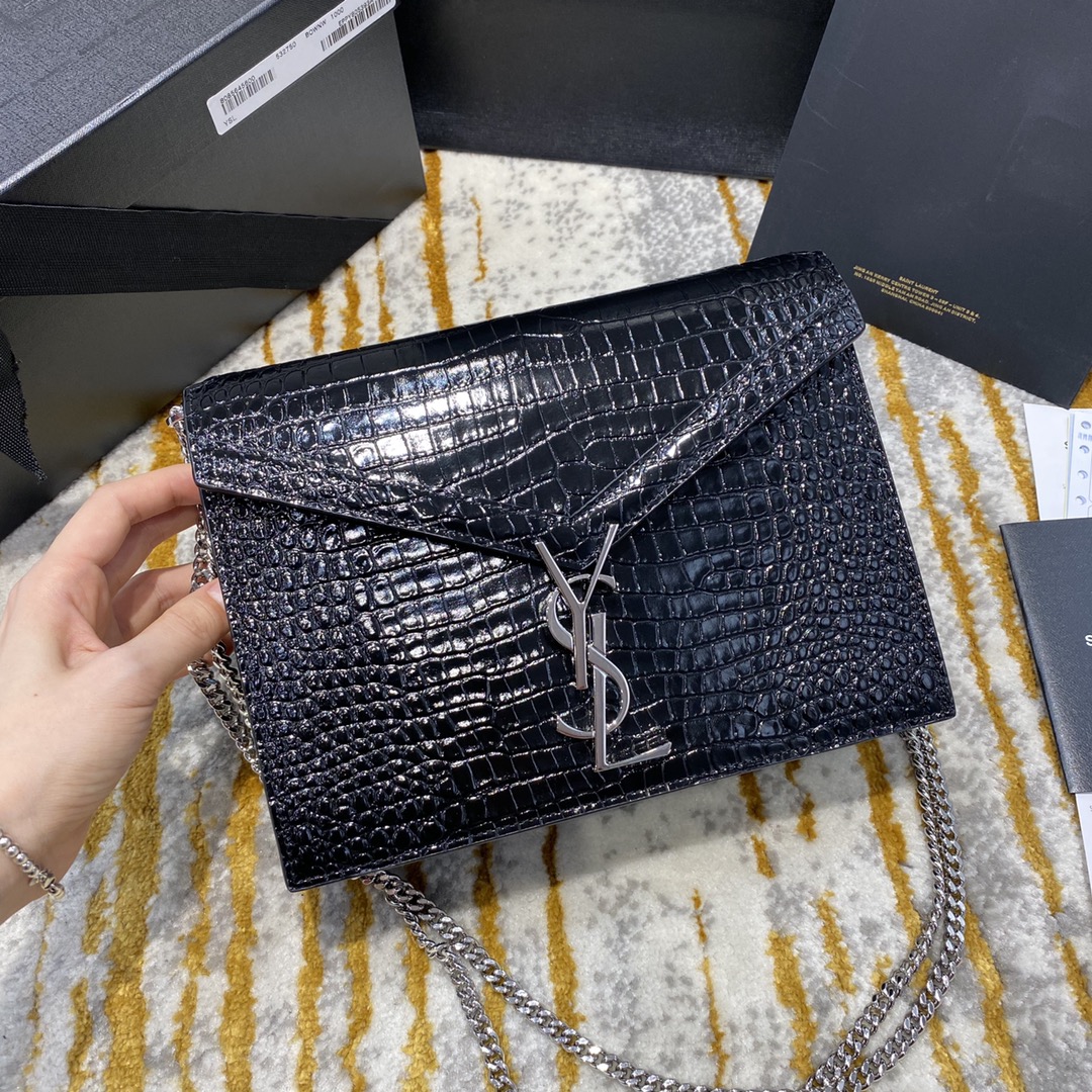 Y51 cassandra medium chain bag crocodile leather silver-tone metal black 532750 22 x 16.5 x 5.5 cm