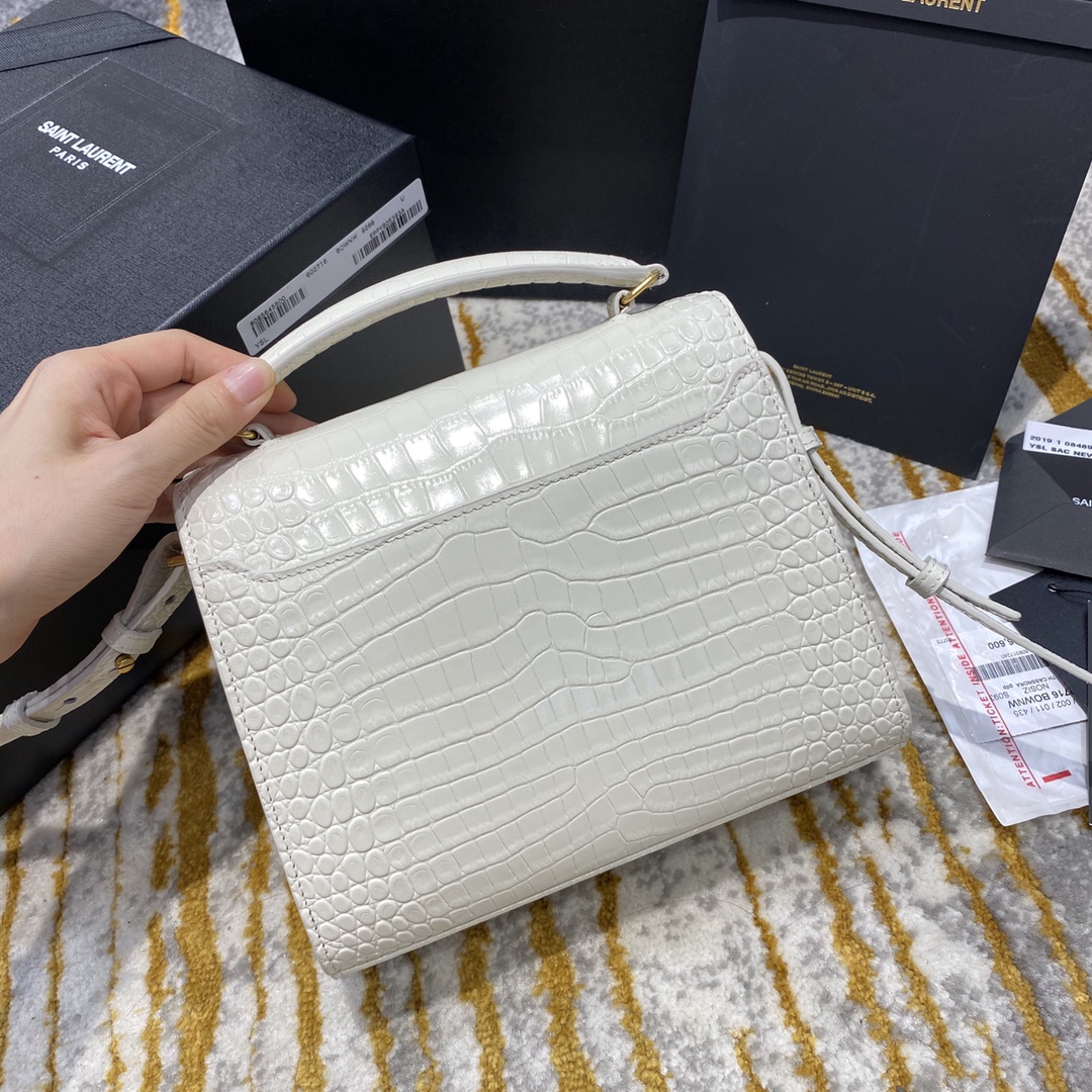 Y51 cassandra mini top handle bag crocodile leather white 623930 20 x 16 x 7.5 cm