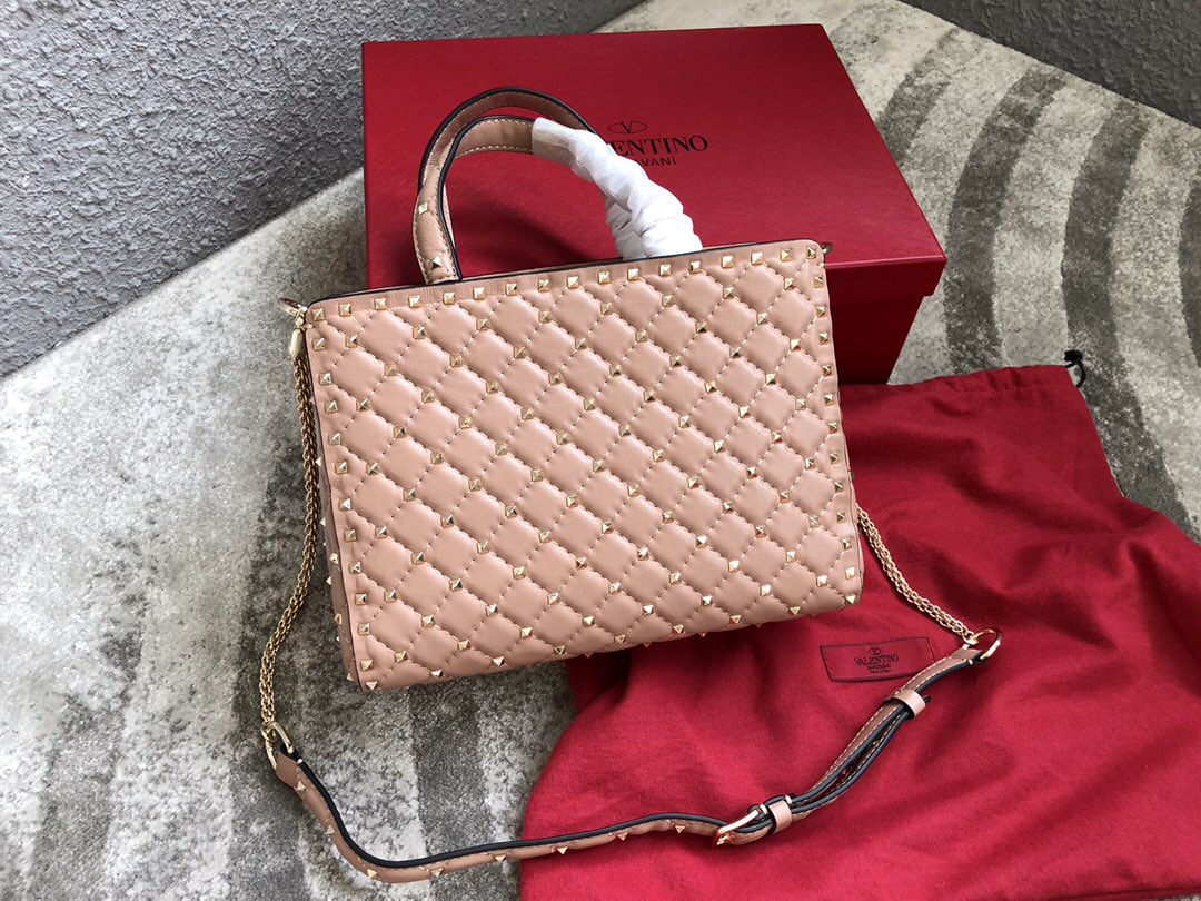 Va1e*ntin0 garavani rockstud spike tote bag beige 26 x 13 x 20 cm