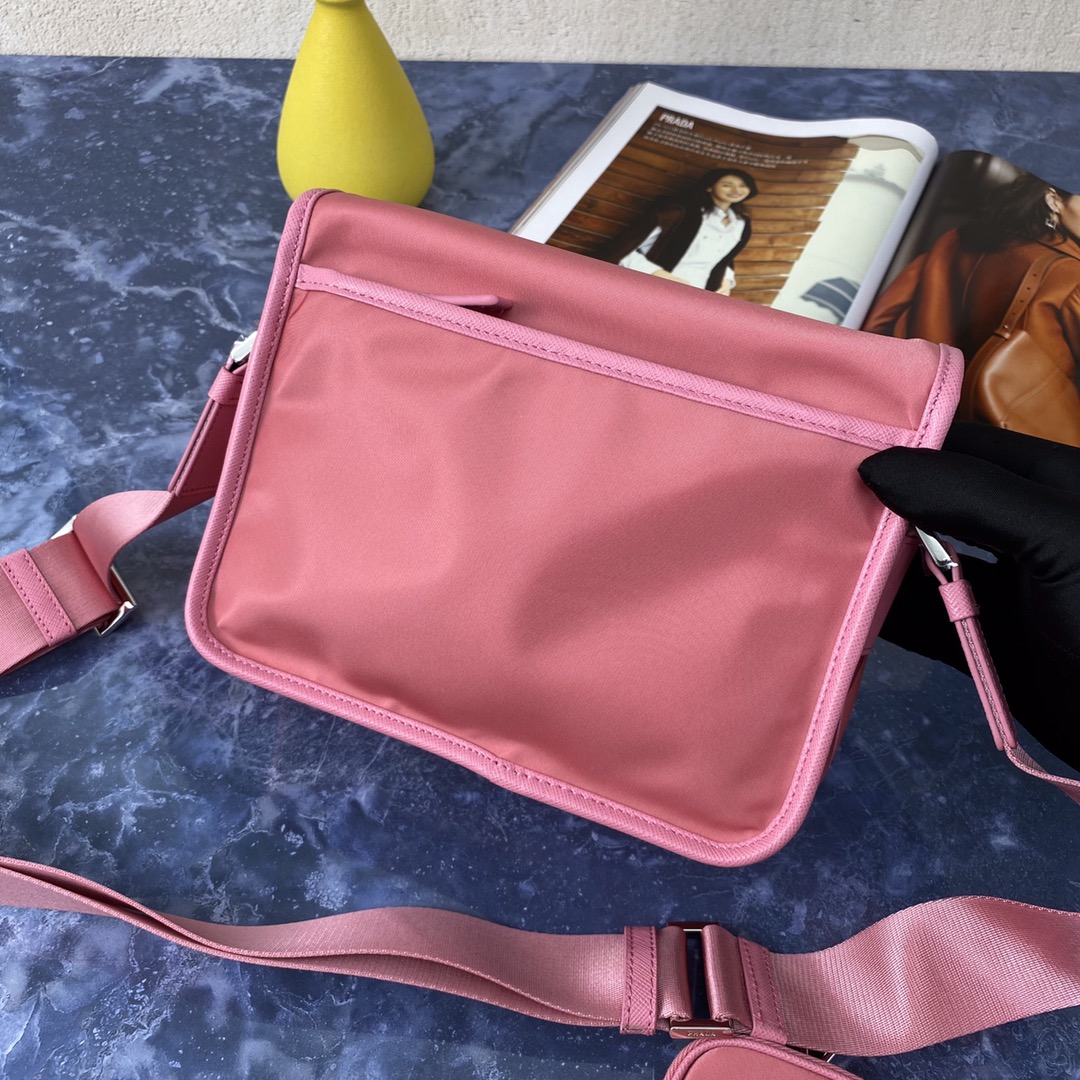 Pra*a re-nylon/saffiano leather shoulder bag pink 2vd034 16 x 22 x 8.5 cm