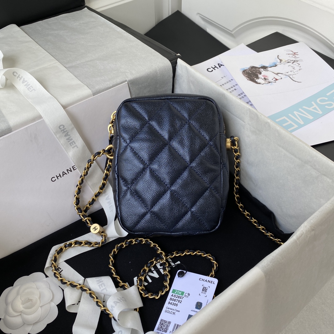 Ch**el mini camera case grained leather dark blue as2857 16 x 12 x 6 cm