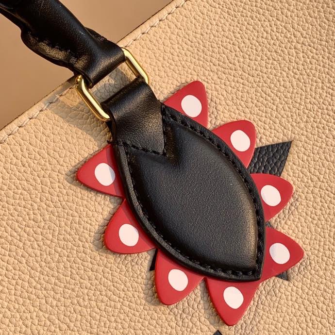 lv top original New m45374m onthgo MM white bag 35cm