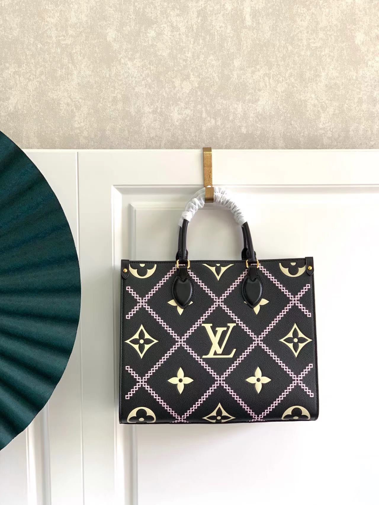 l0vis Vvtt0n onthego mm tote bag black m46015 35 cm