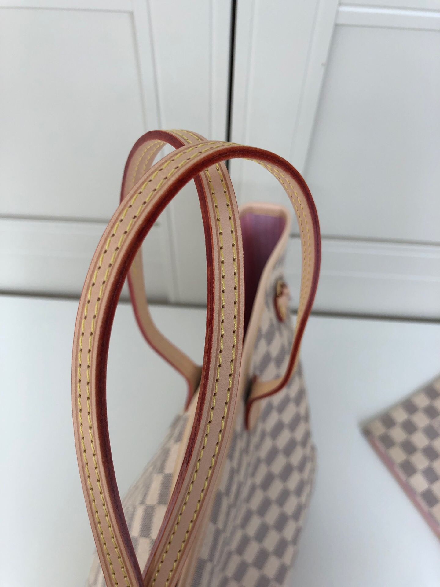 LV Neverfull Mommy shopping GM bag white 40cm m32231