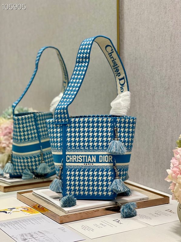 D-bubble embroidered Bucket Bag 16cm 02