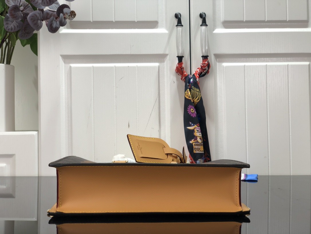 LV SAC PLAT MESSENGER M45969 26cm