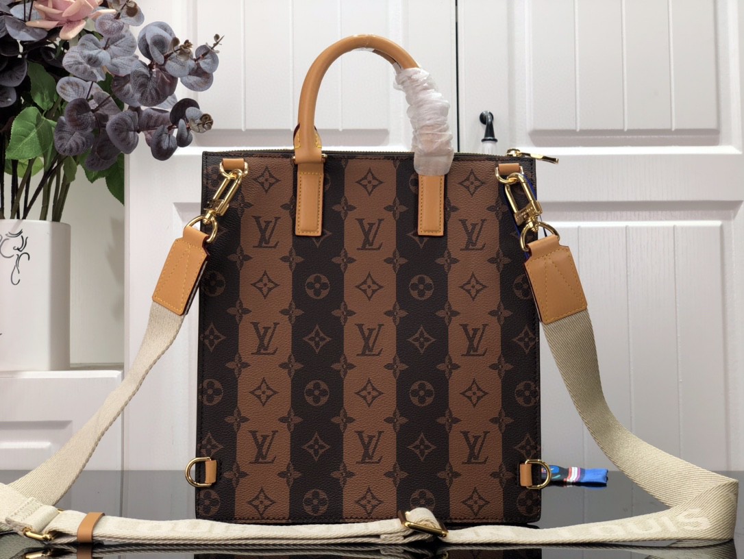 LV SAC PLAT MESSENGER M45969 26cm