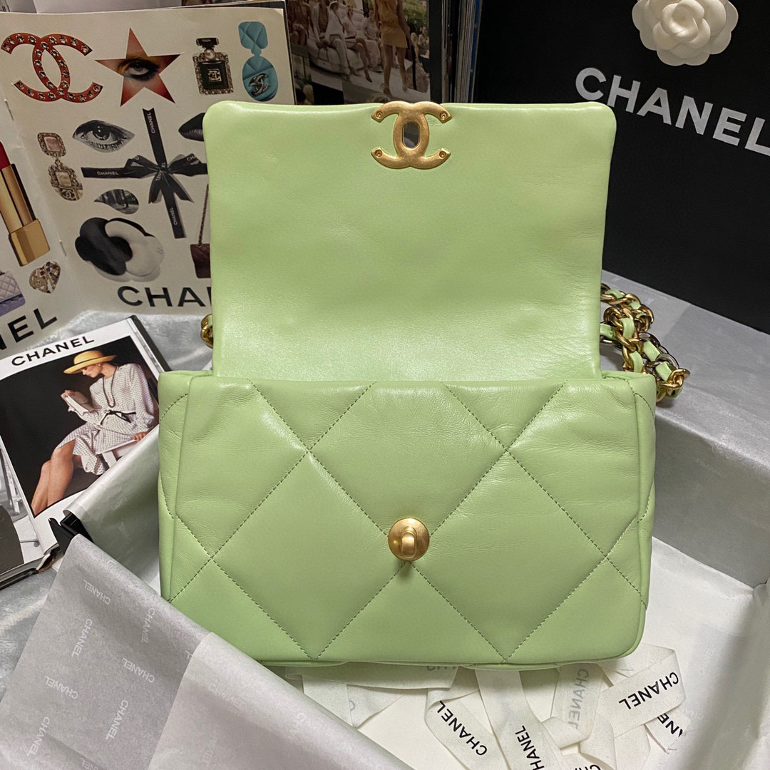 Ch**el 19 calfskin in green-26×16×9cm