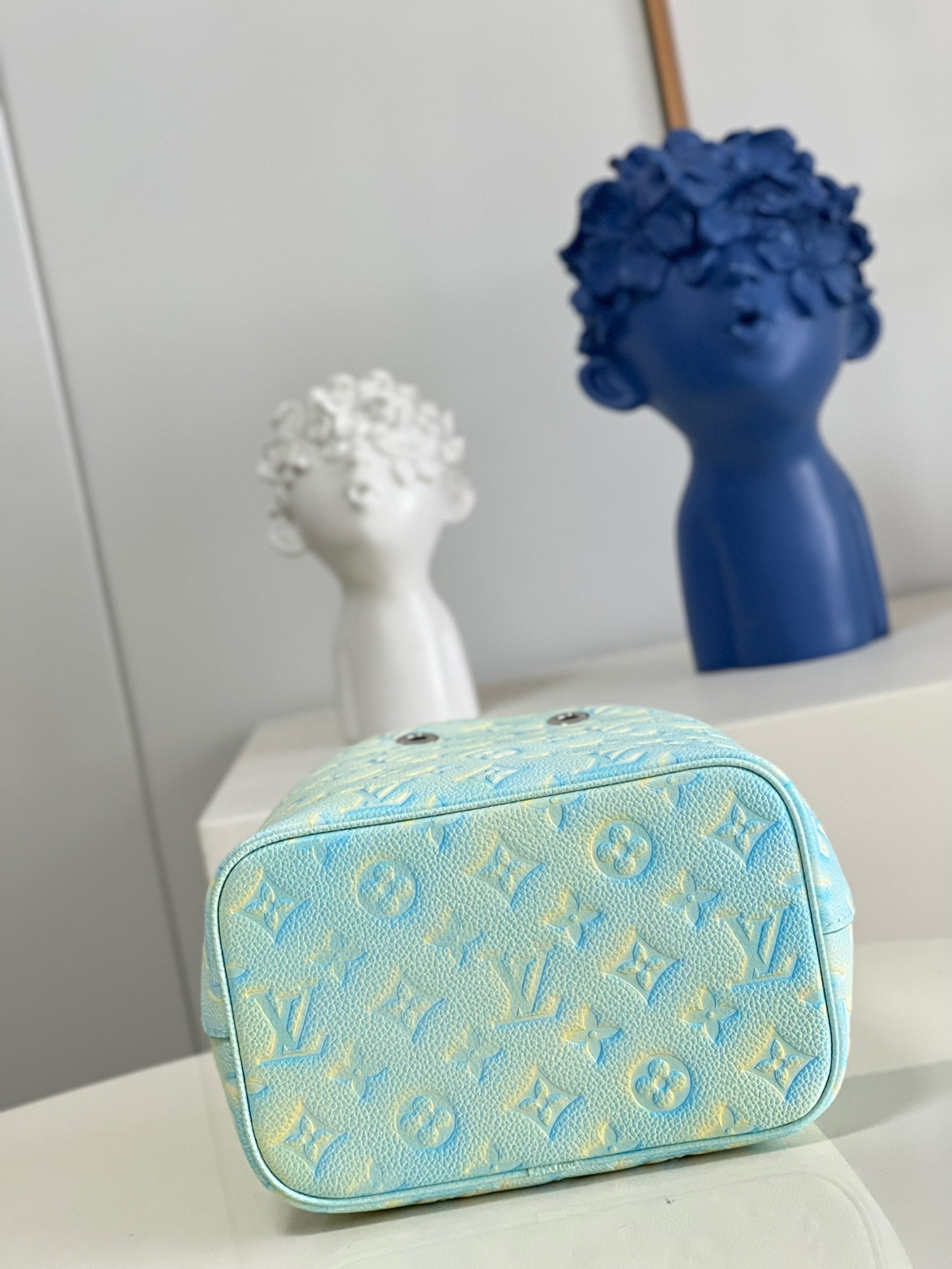 LV small NEONOE GREEN M46269 20cm