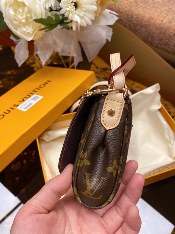 LV FAVORITE PM SHOULDER BAG M40717 - 22 x 11 x 3CM