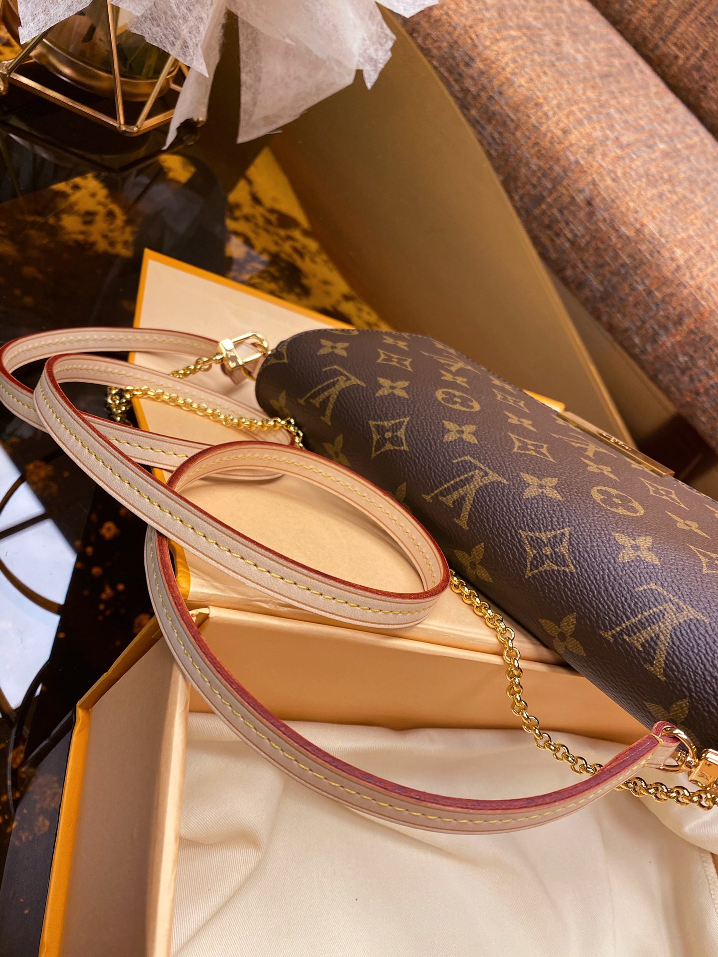 LV FAVORITE MM SHOULDER BAG M40718 - 26 x 15 x 4CM