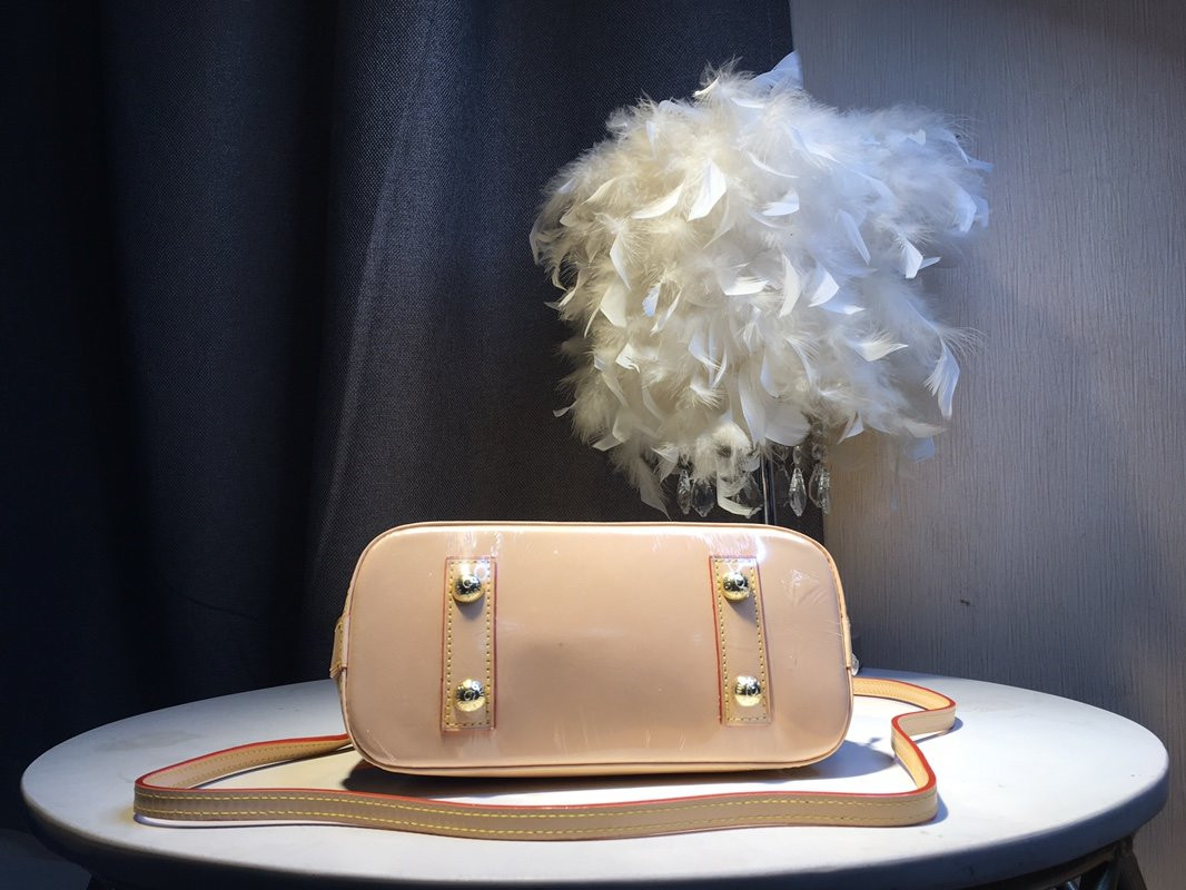 LV ALMA BAG N41221 -  23.5x17.5x11.5cm