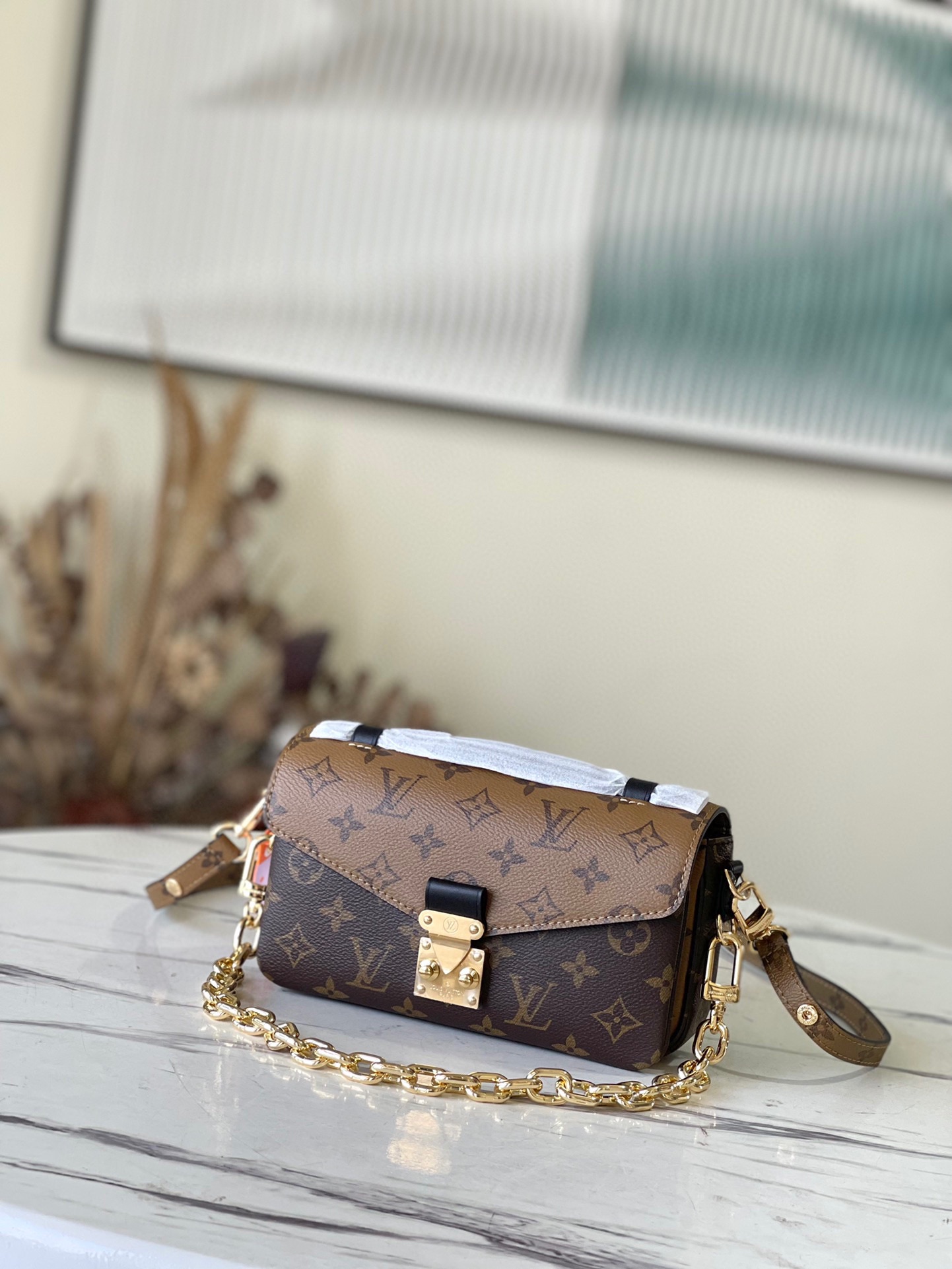 LV Pochette Métis East West handbag M46279– 21.5cm x 13.5cm x 6 cm