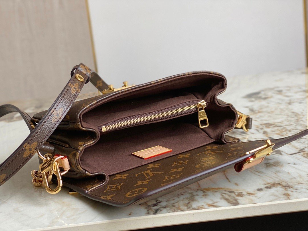 LV Pochette Métis East West M46279 - 21.5 x 13.5 x 6 cm