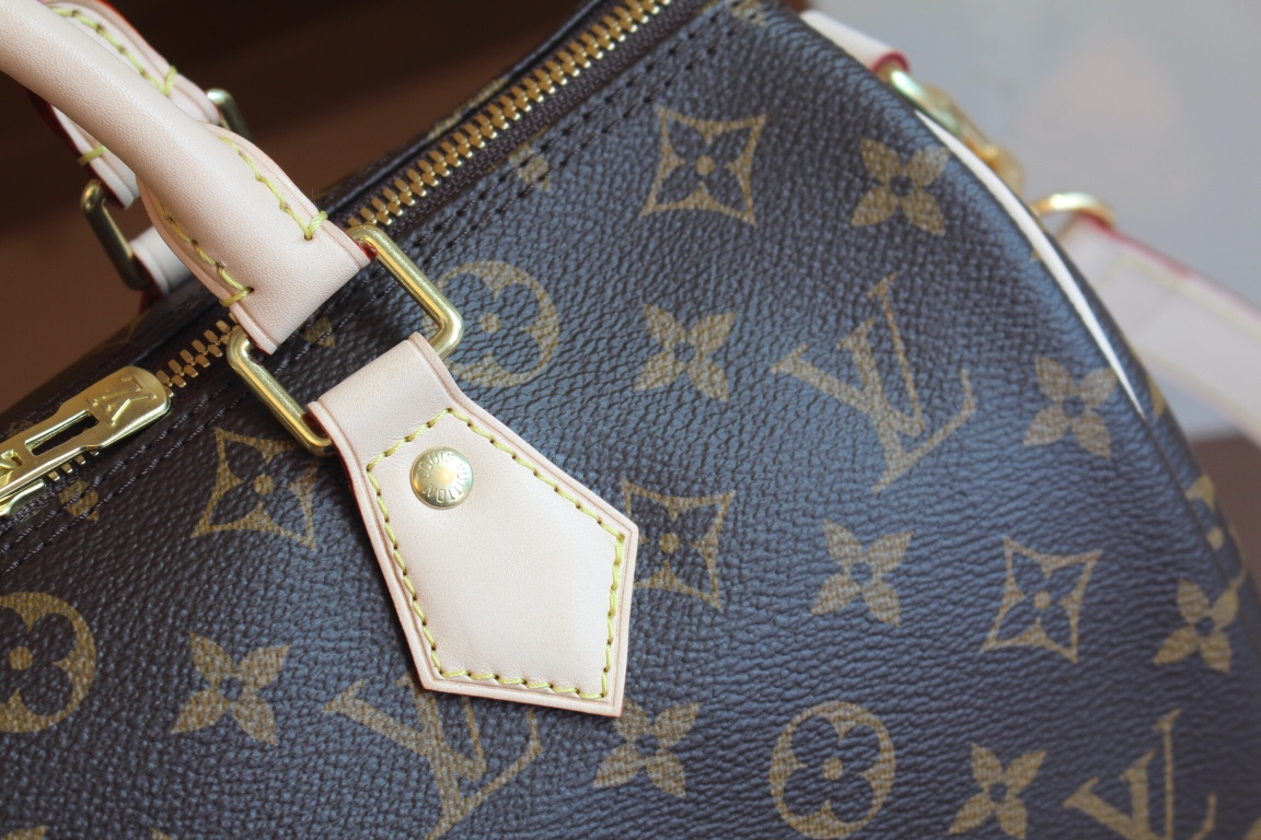 LV Speedy Bandouliere 30 M41112- 30 x 21 x 17 cm