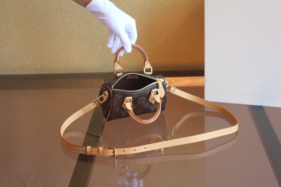 LV Nano Speedy Monogram canvas M81085 - 16x10x7.5cm