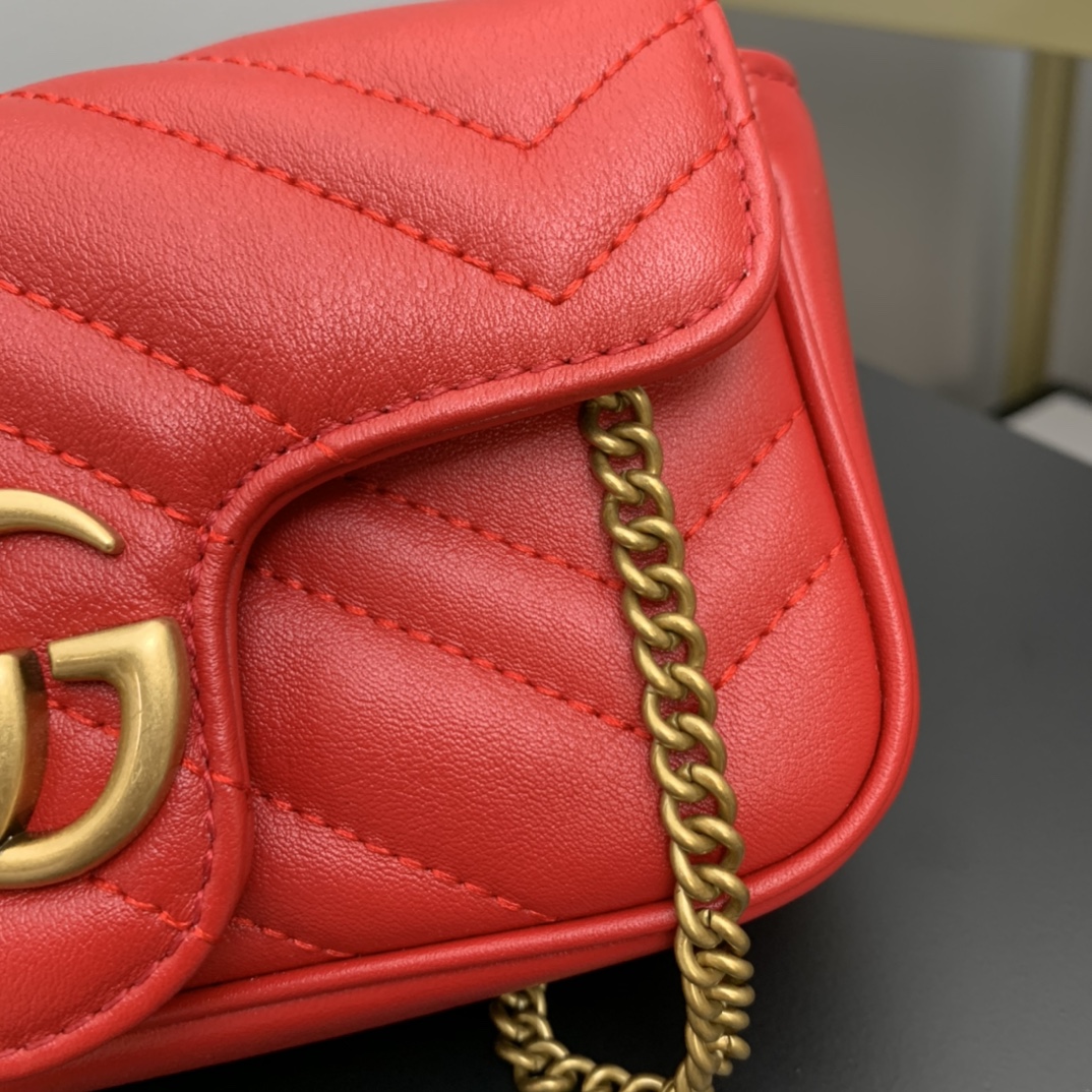 gg marmont matelassé S*per mini bag red 476433 - 16.5 x 10 x 4.5cm