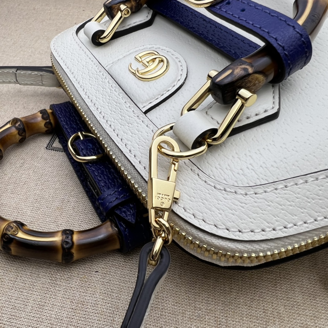 Gvc*1 diana mini tote bag  white 715775  - 20 x 16x 8.5cm