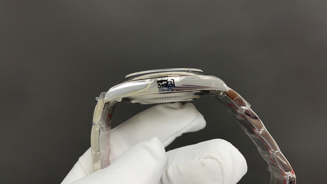 R01ex oyster perpetual 41mm 3230 bumblebee