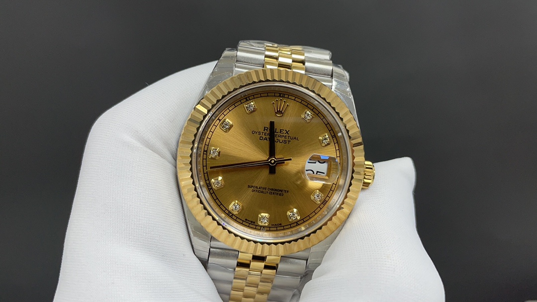R01ex oyster perpetual date just golden