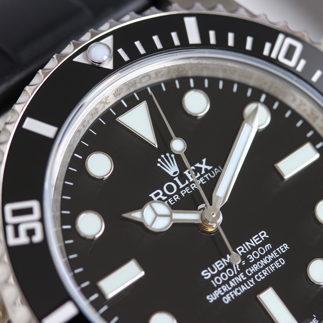 R01ex oyster perpetual submariner