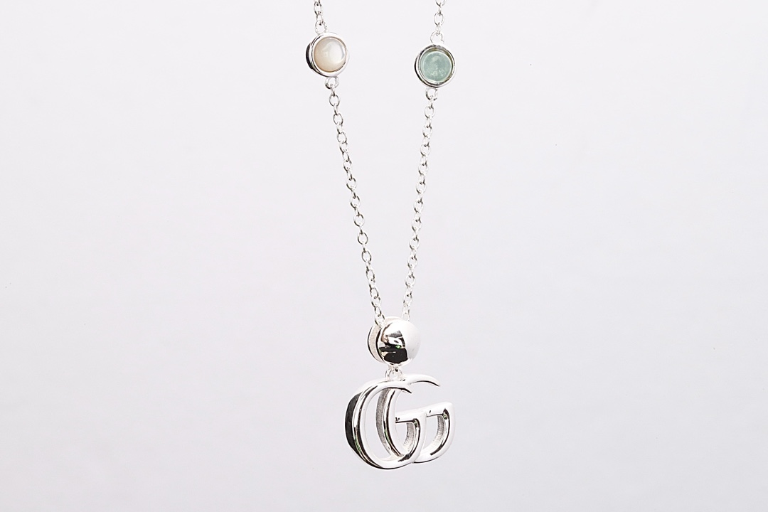 Gvc*1 necklace 001