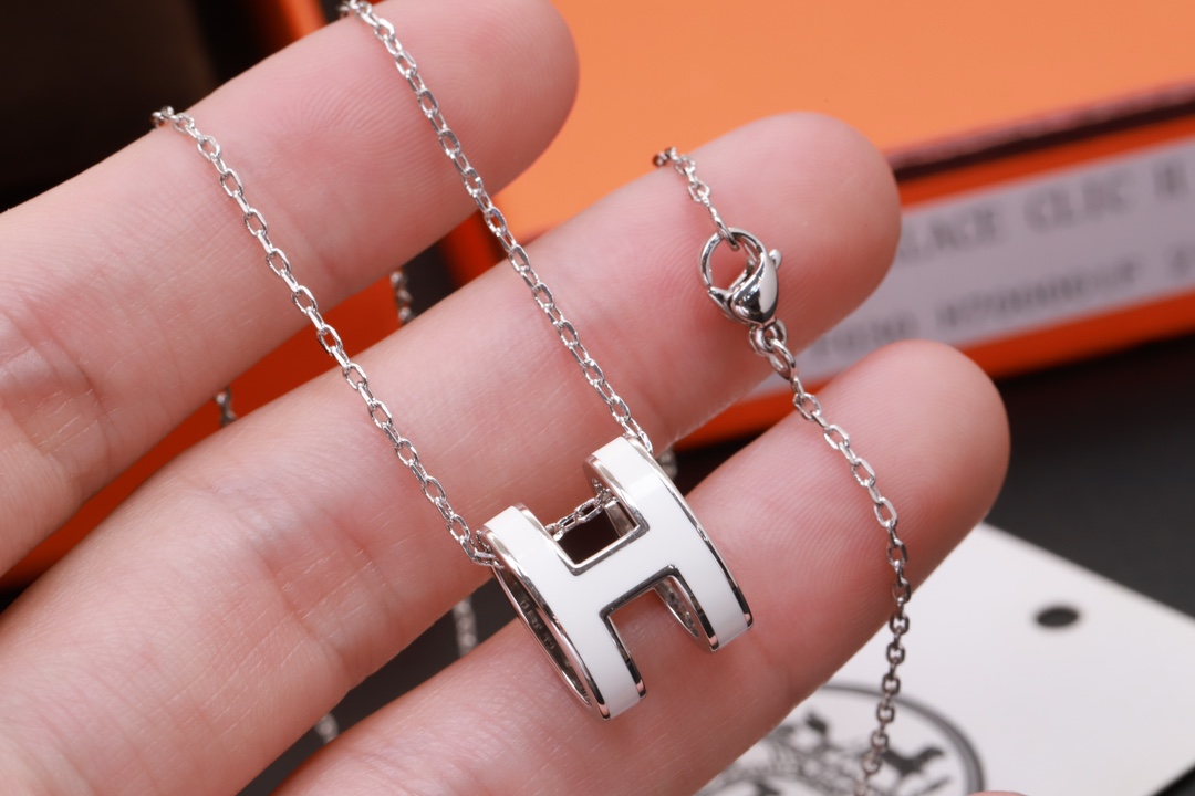 H**me5 necklace001