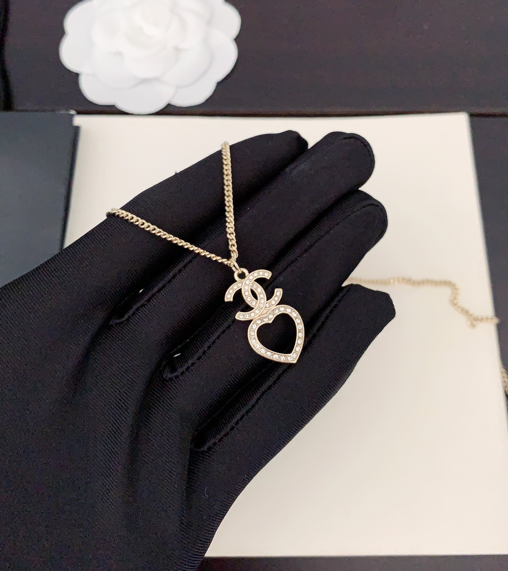 Ch**el zp 003 necklace