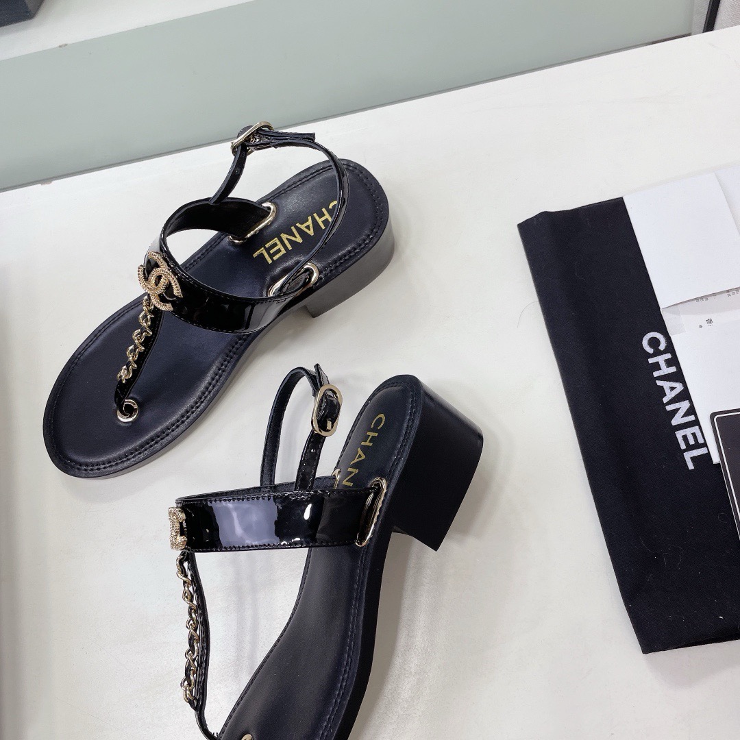 Ch**el sandals black