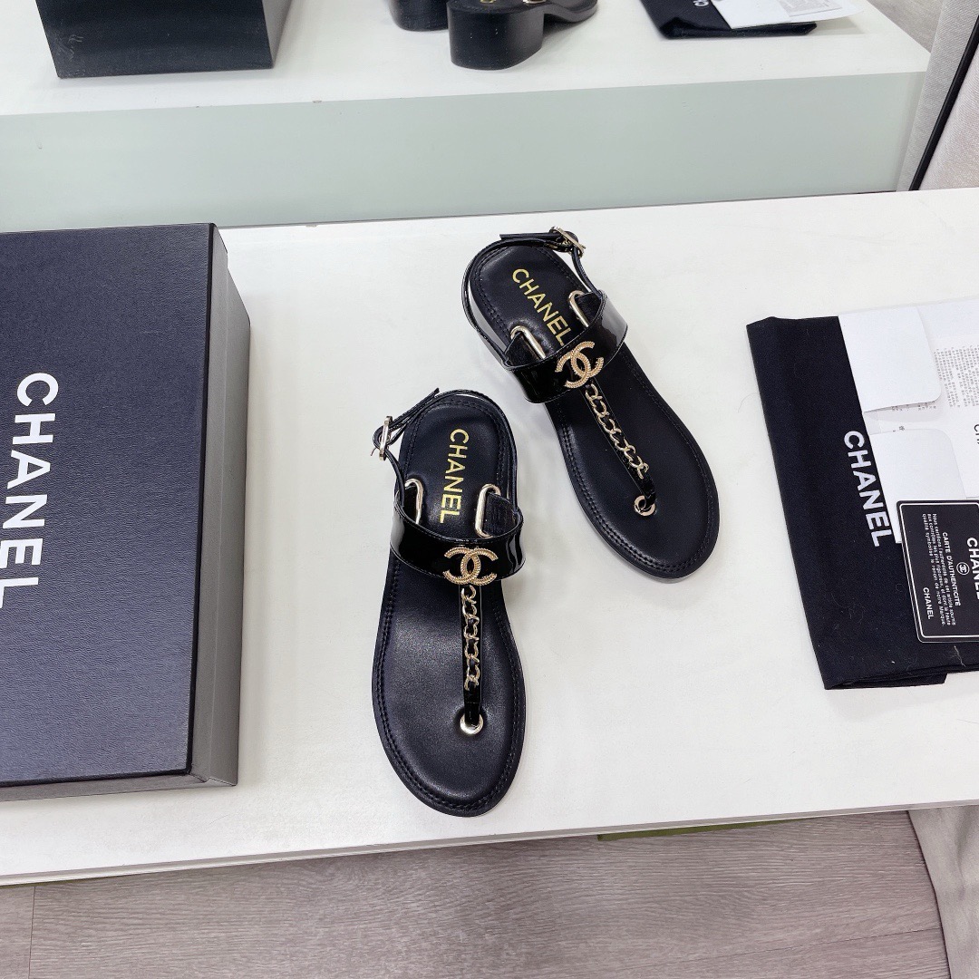Ch**el sandals black