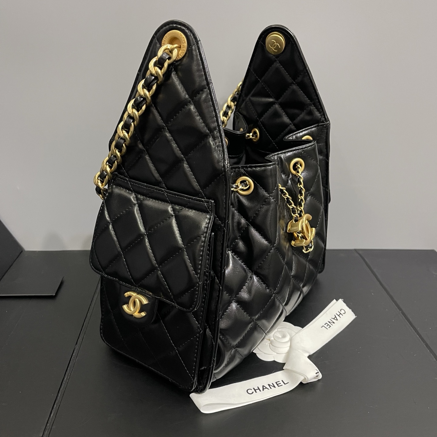 Ch**el 25c hobo black bright leather 30cm